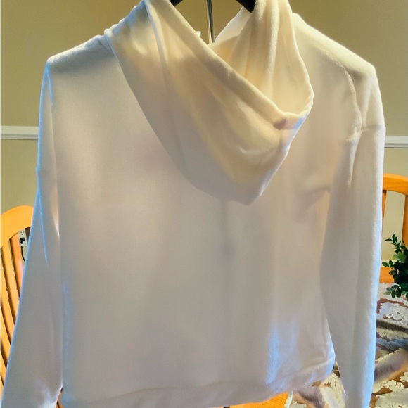 Oklahoma OU sooner fuzzy pullover sweatshirt with pull up hood.  Size M - Picture 2 of 2